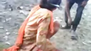 Cornelia کی فیڈ اس لالچی مرگا کے لئے ترس