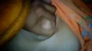 سنہرے بالوں والی اور Bubbly